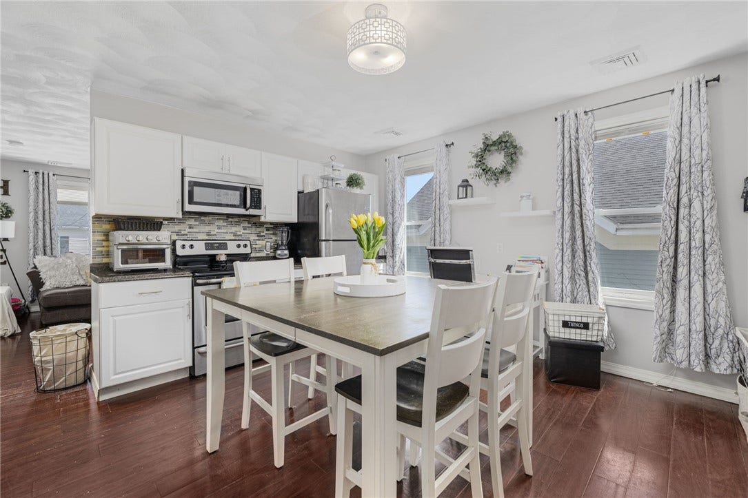 228 Woonasquatucket Avenue, North Providence, RI 02911 228 Woonasquatucket Avenue, North Providence, RI 02911