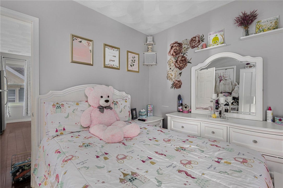 228 Woonasquatucket Avenue, North Providence, RI 02911 228 Woonasquatucket Avenue, North Providence, RI 02911
