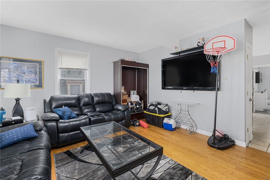 228 Woonasquatucket Avenue, North Providence, RI 02911 228 Woonasquatucket Avenue, North Providence, RI 02911