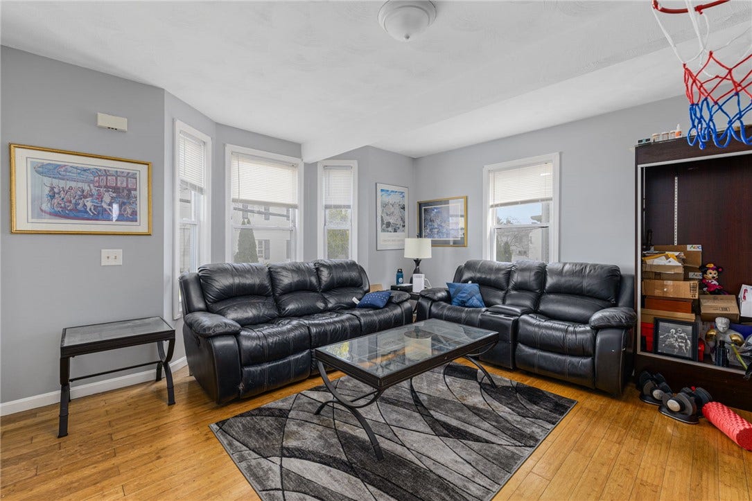 228 Woonasquatucket Avenue, North Providence, RI 02911 228 Woonasquatucket Avenue, North Providence, RI 02911