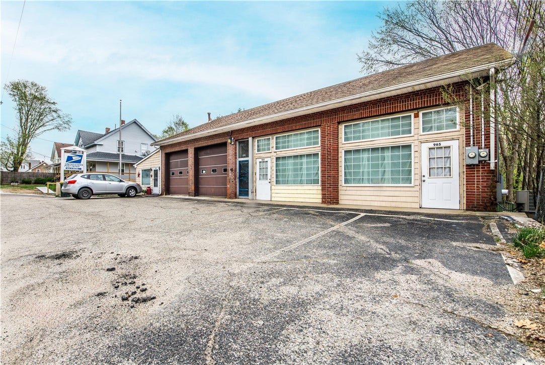 963 Victory Highway, Burrillville, RI 02839