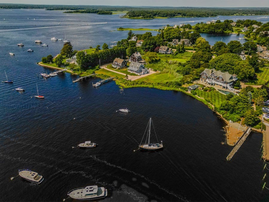 Property photo for 14 Pawcatuck Avenue, Westerly, RI