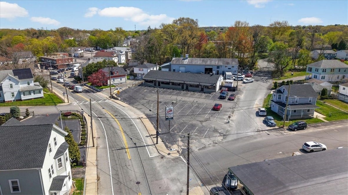 80 Greenville Avenue, Johnston, RI 02919 80 Greenville Avenue, Johnston, RI 02919