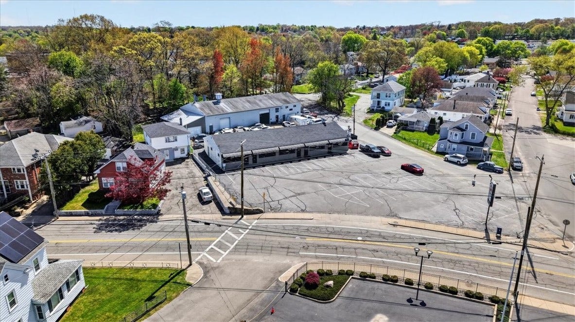 80 Greenville Avenue, Johnston, RI 02919 80 Greenville Avenue, Johnston, RI 02919