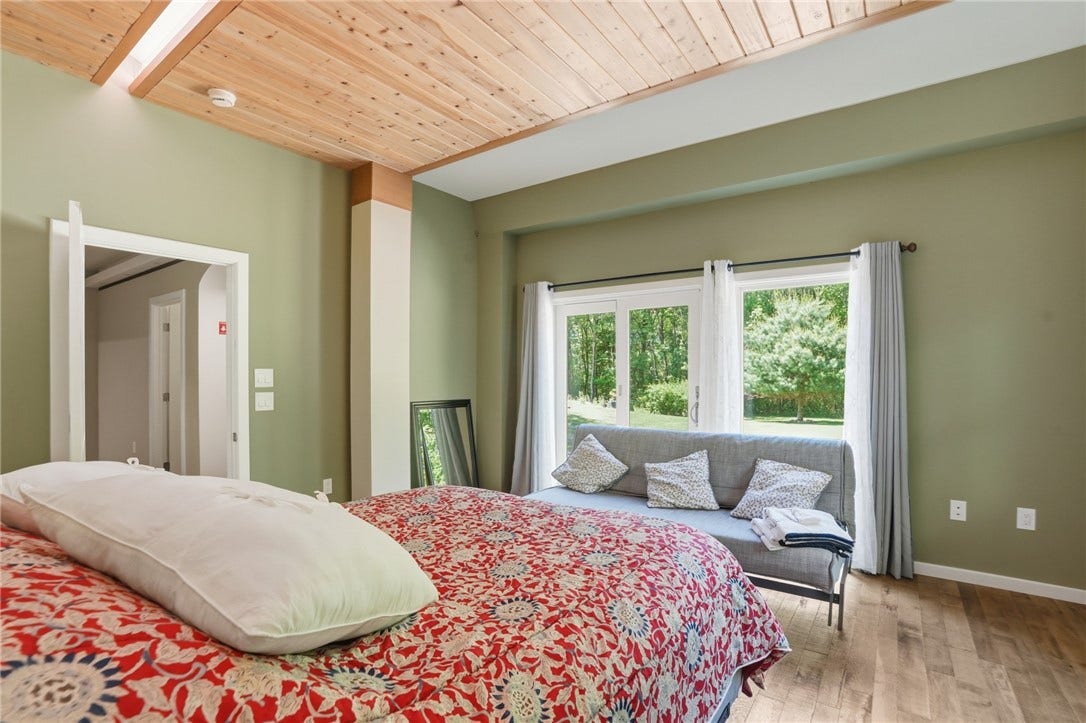 160 Ross Hill Road, Charlestown, RI 02813 160 Ross Hill Road, Charlestown, RI 02813
