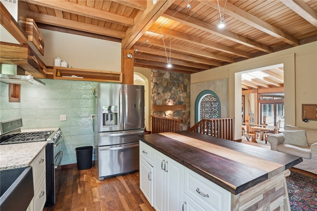 160 Ross Hill Road, Charlestown, RI 02813 160 Ross Hill Road, Charlestown, RI 02813