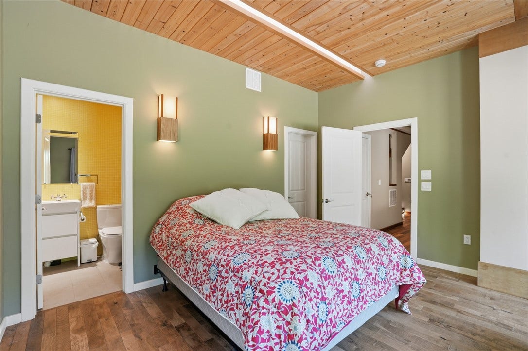 160 Ross Hill Road, Charlestown, RI 02813 160 Ross Hill Road, Charlestown, RI 02813
