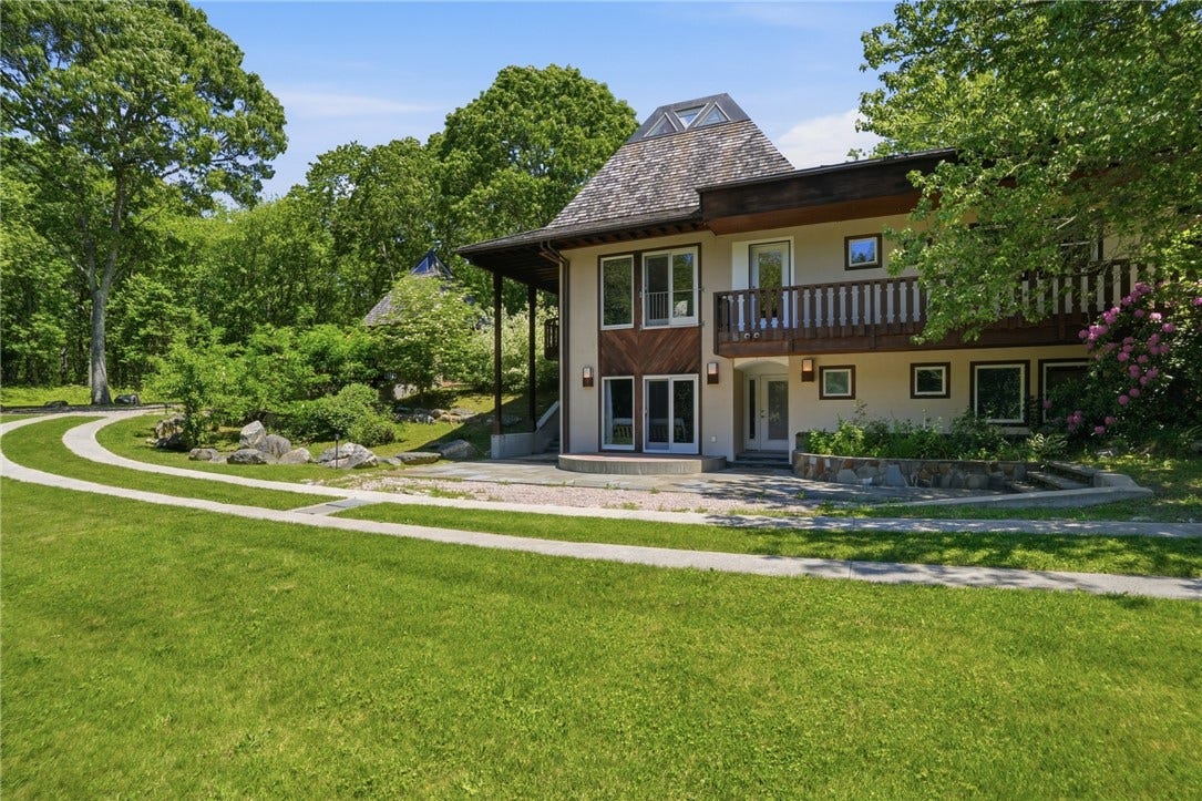 160 Ross Hill Road, Charlestown, RI 02813 160 Ross Hill Road, Charlestown, RI 02813