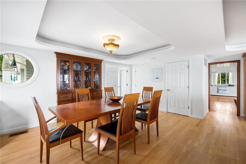205 Indian Avenue, Portsmouth, RI 02871 205 Indian Avenue, Portsmouth, RI 02871