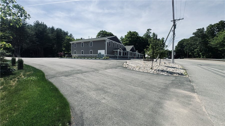 Property photo for 660 Putnam Pike, Glocester, RI