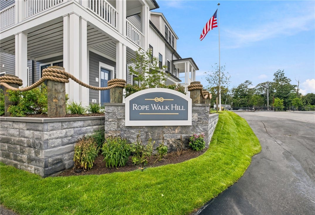 67 Queen Street, #4B, East Greenwich, RI 02818 67 Queen Street, #4B, East Greenwich, RI 02818