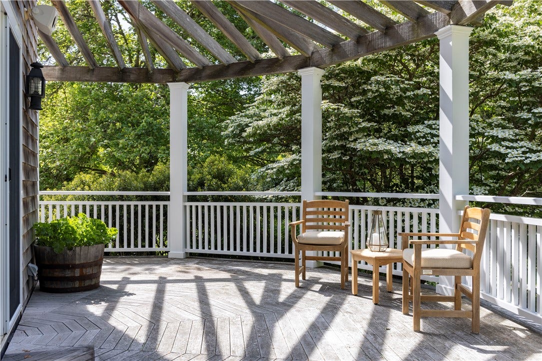 137 Cove Point East, Charlestown, RI 02813 137 Cove Point East, Charlestown, RI 02813