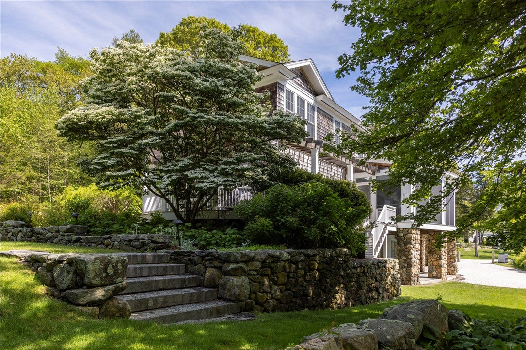 137 Cove Point East, Charlestown, RI 02813 137 Cove Point East, Charlestown, RI 02813