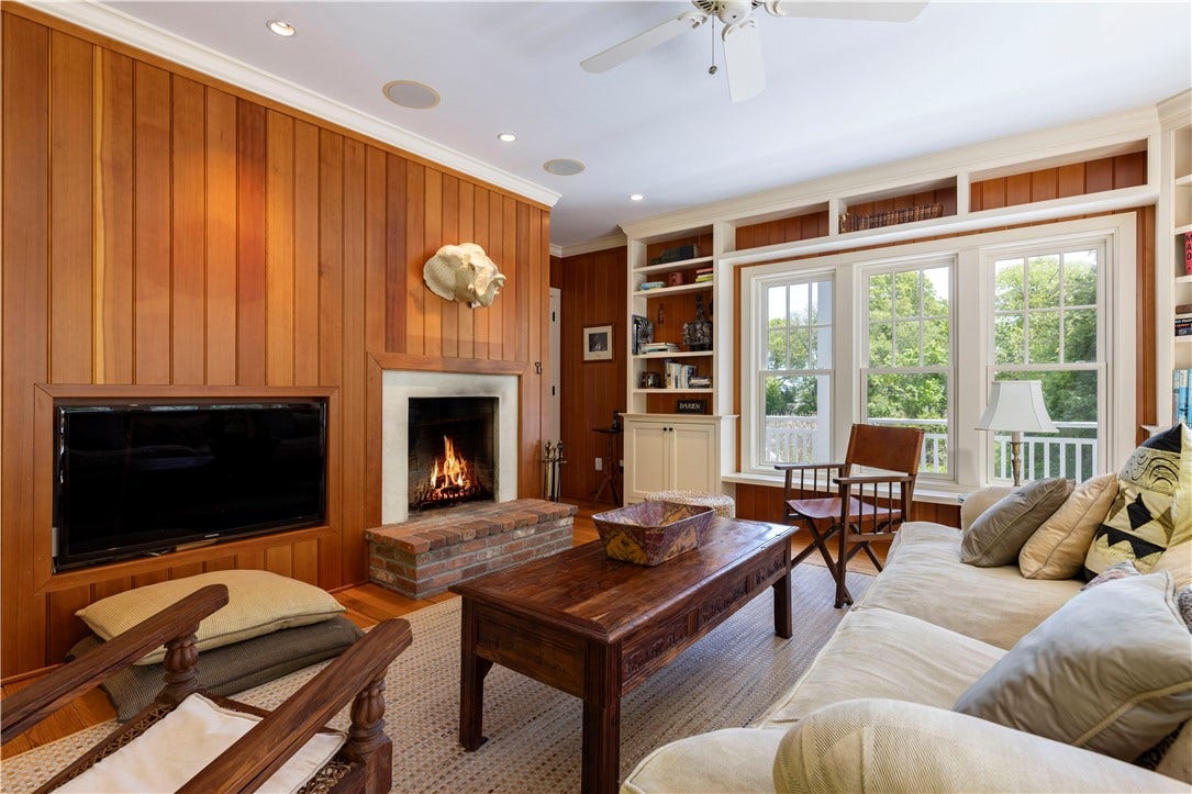 137 Cove Point East, Charlestown, RI 02813 137 Cove Point East, Charlestown, RI 02813