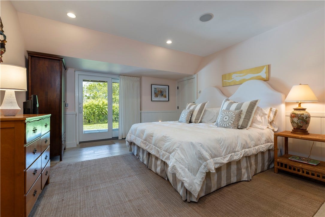 137 Cove Point East, Charlestown, RI 02813 137 Cove Point East, Charlestown, RI 02813