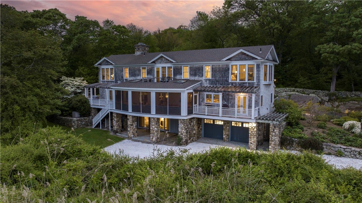 137 Cove Point East, Charlestown, RI 02813 137 Cove Point East, Charlestown, RI 02813