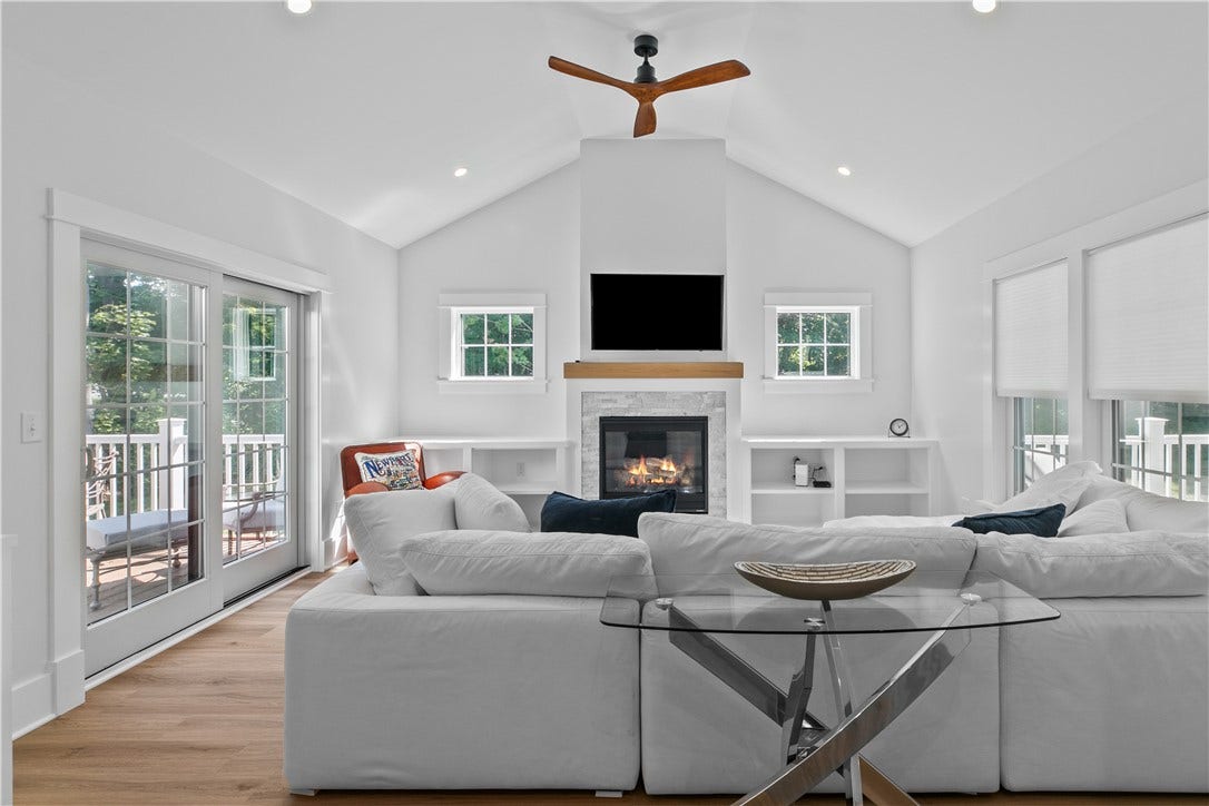 561 Bristol Ferry Road, #B, Portsmouth, RI 02871 561 Bristol Ferry Road, #B, Portsmouth, RI 02871