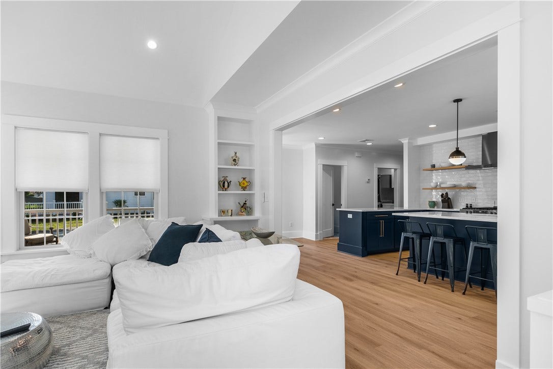 561 Bristol Ferry Road, #B, Portsmouth, RI 02871 561 Bristol Ferry Road, #B, Portsmouth, RI 02871