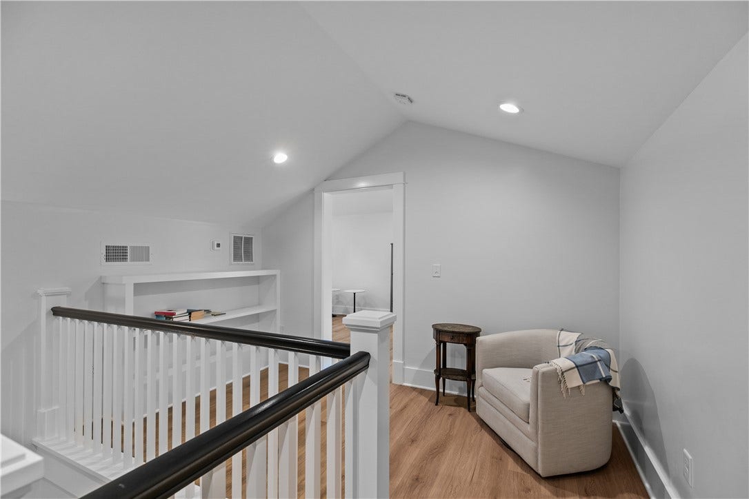 561 Bristol Ferry Road, #B, Portsmouth, RI 02871 561 Bristol Ferry Road, #B, Portsmouth, RI 02871