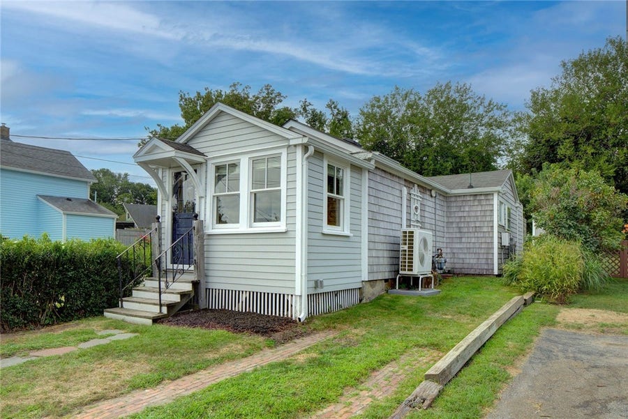Property photo for 12 Atlantic Avenue, Portsmouth, RI