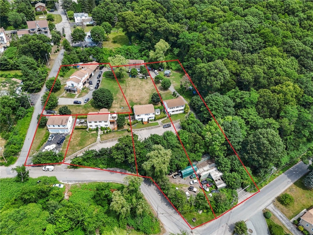 90 Monson Street, Johnston, RI 02919 Lot lines approximate