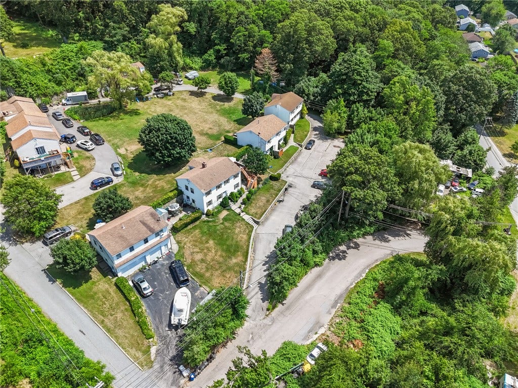 90 Monson Street, Johnston, RI 02919 90 Monson Street, Johnston, RI 02919