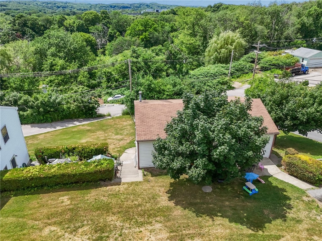 90 Monson Street, Johnston, RI 02919 90 Monson Street, Johnston, RI 02919