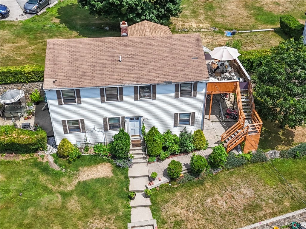 90 Monson Street, Johnston, RI 02919 90 Monson Street, Johnston, RI 02919