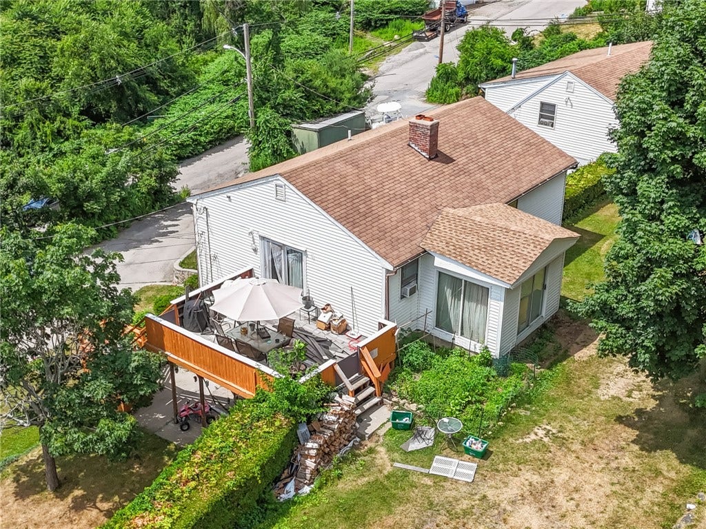 90 Monson Street, Johnston, RI 02919 90 Monson Street, Johnston, RI 02919