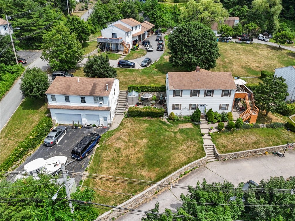 90 Monson Street, Johnston, RI 02919 90 Monson Street, Johnston, RI 02919