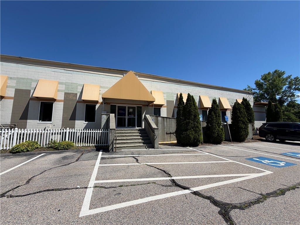 2240 South County Trail, East Greenwich, RI 02818