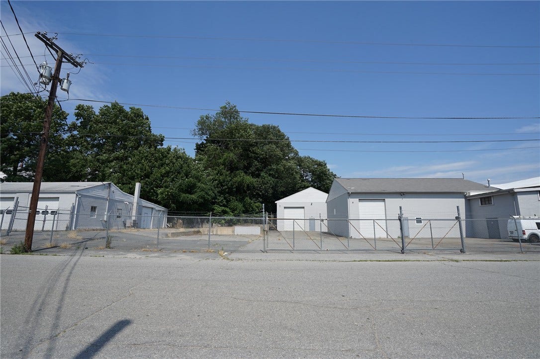 81 Macondray Street, Cumberland, RI 02864 81 Macondray Street, Cumberland, RI 02864
