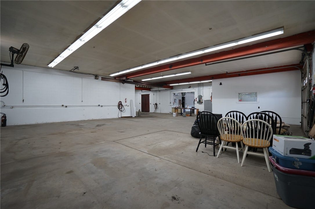 81 Macondray Street, Cumberland, RI 02864 81 Macondray Street, Cumberland, RI 02864