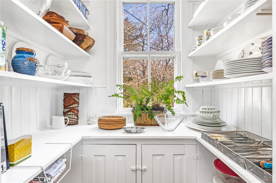 26 East Hills Road, Westerly, RI 02891