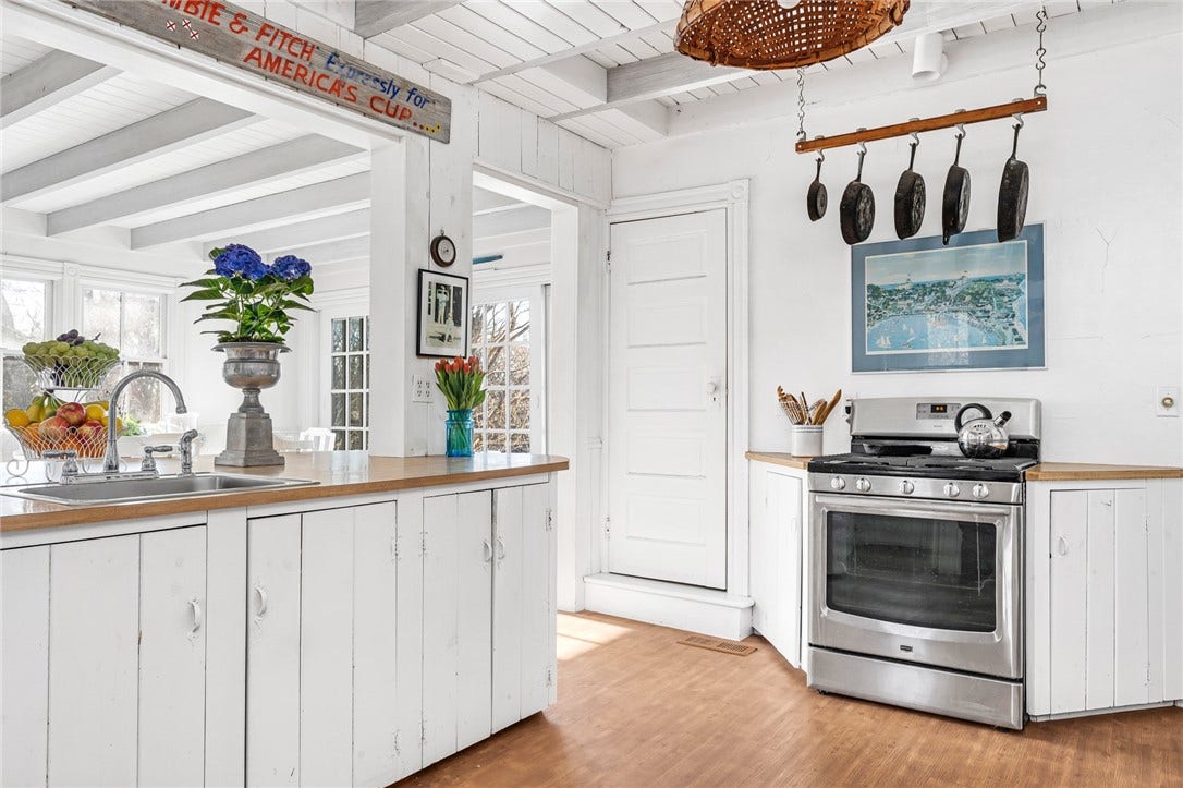 26 East Hills Road, Westerly, RI 02891