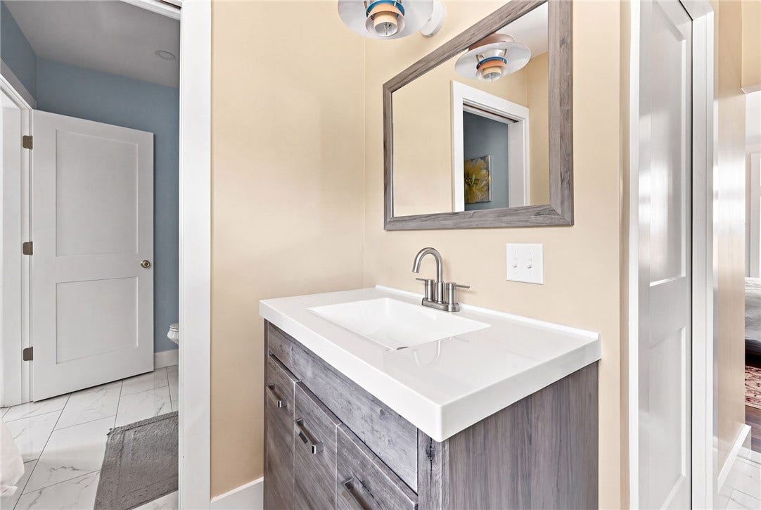 224 Greenhouse Road, Coventry, RI 02827 224 Greenhouse Road, Coventry, RI 02827