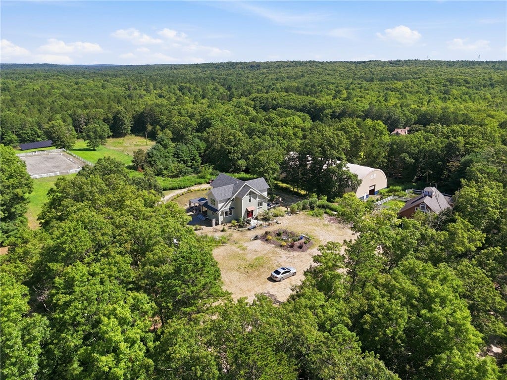 224 Greenhouse Road, Coventry, RI 02827 224 Greenhouse Road, Coventry, RI 02827