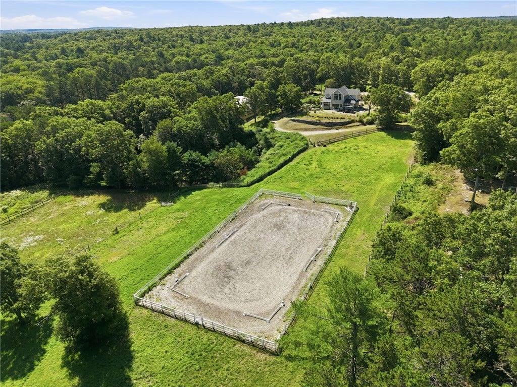 224 Greenhouse Road, Coventry, RI 02827 224 Greenhouse Road, Coventry, RI 02827