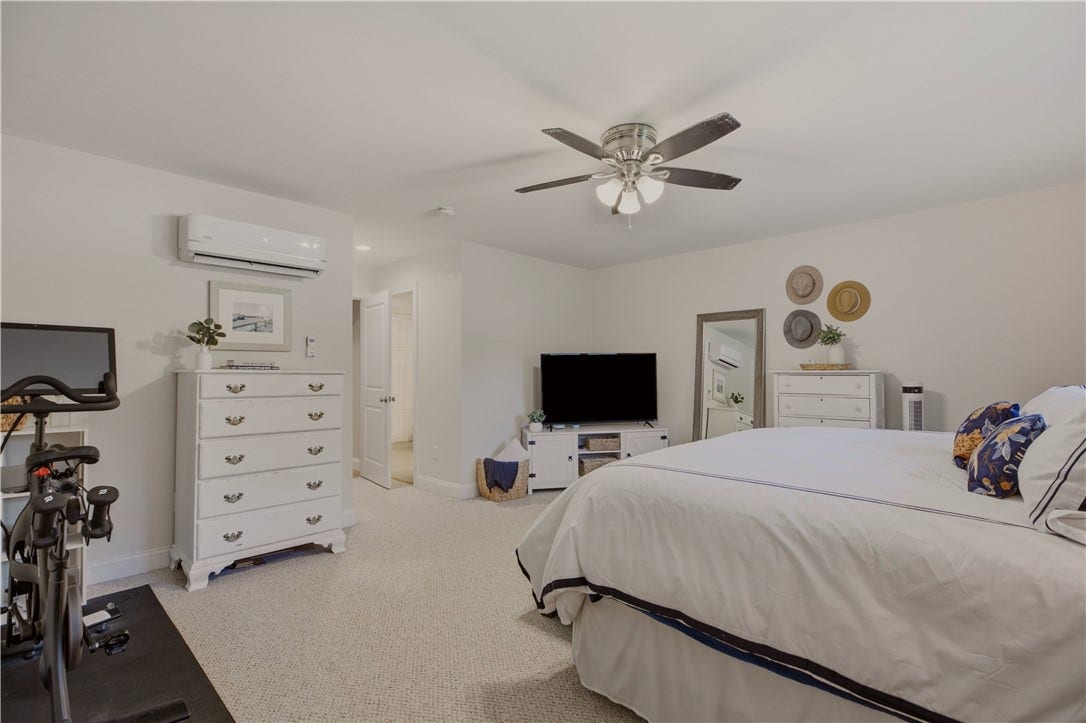 94 Sandy Point Farm Road, #6, Portsmouth, RI 02871 94 Sandy Point Farm Road, #6, Portsmouth, RI 02871