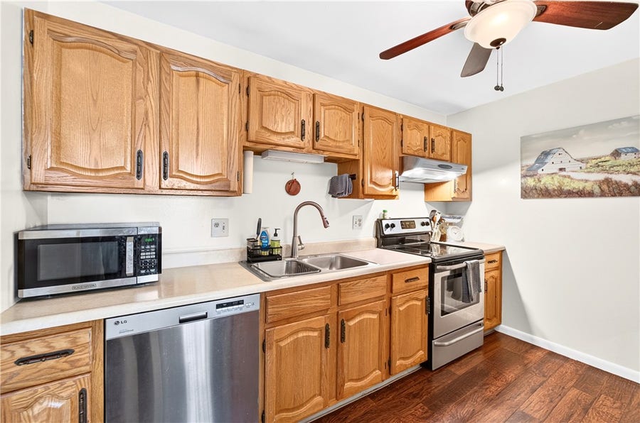 Property photo for 34 Village Court, #34, West Warwick, RI