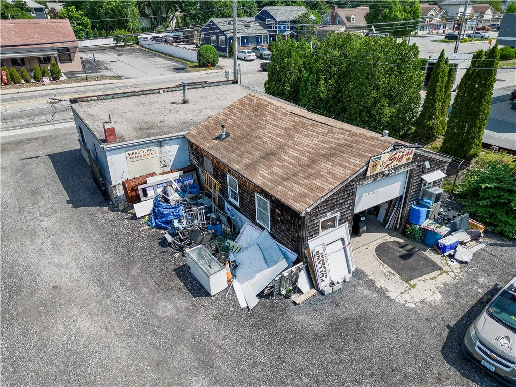 912 Tiogue Avenue, Coventry, RI 02816 912 Tiogue Avenue, Coventry, RI 02816