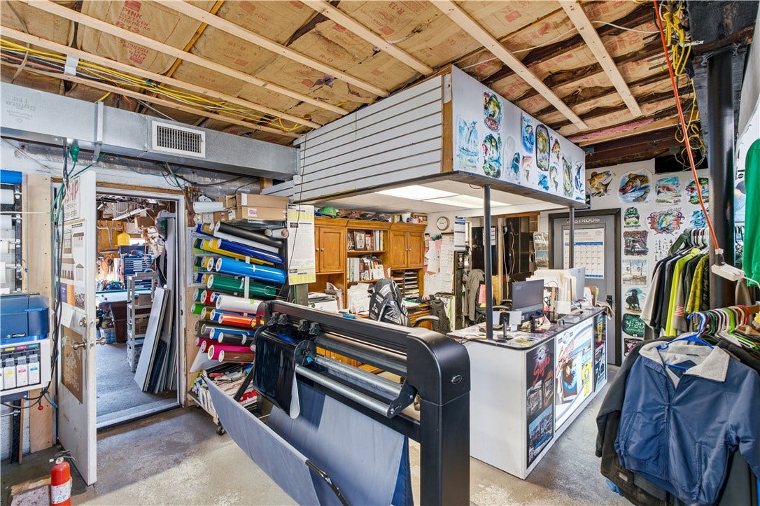 912 Tiogue Avenue, Coventry, RI 02816 912 Tiogue Avenue, Coventry, RI 02816