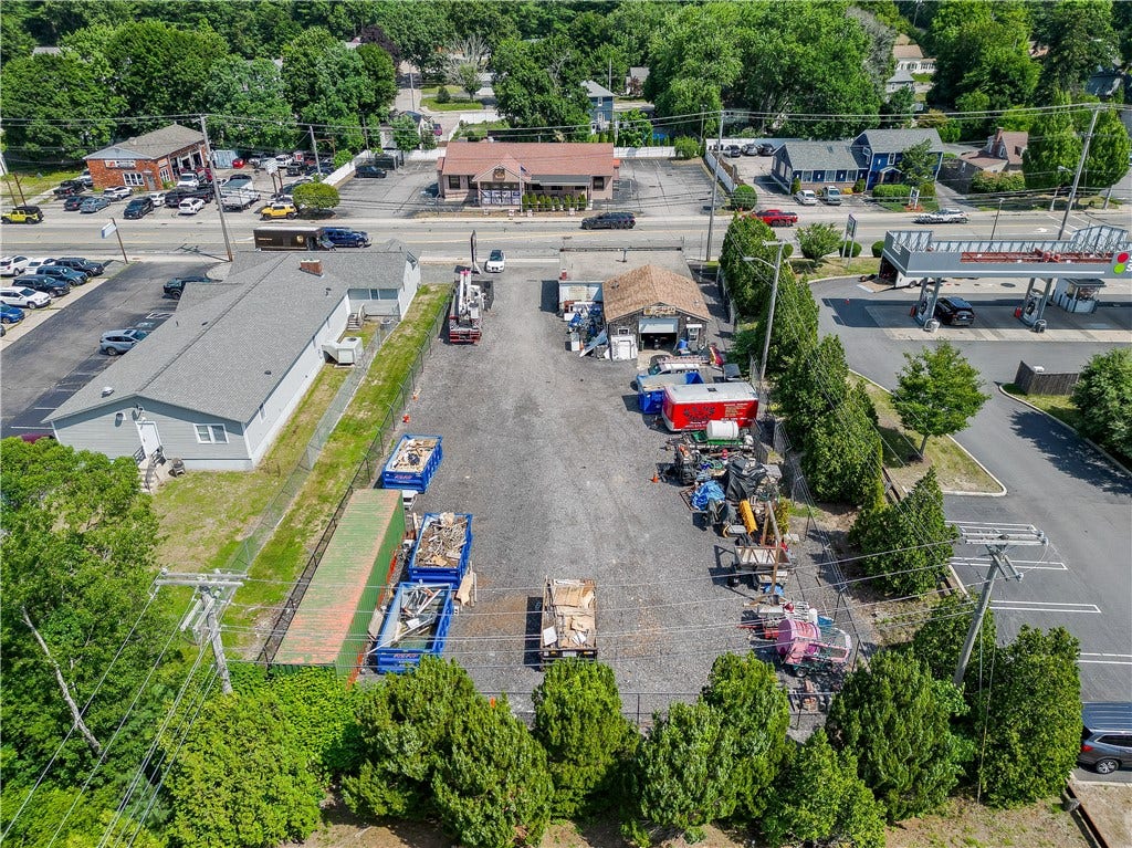 912 Tiogue Avenue, Coventry, RI 02816 912 Tiogue Avenue, Coventry, RI 02816