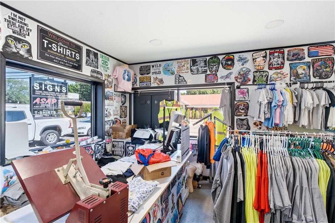 912 Tiogue Avenue, Coventry, RI 02816 912 Tiogue Avenue, Coventry, RI 02816