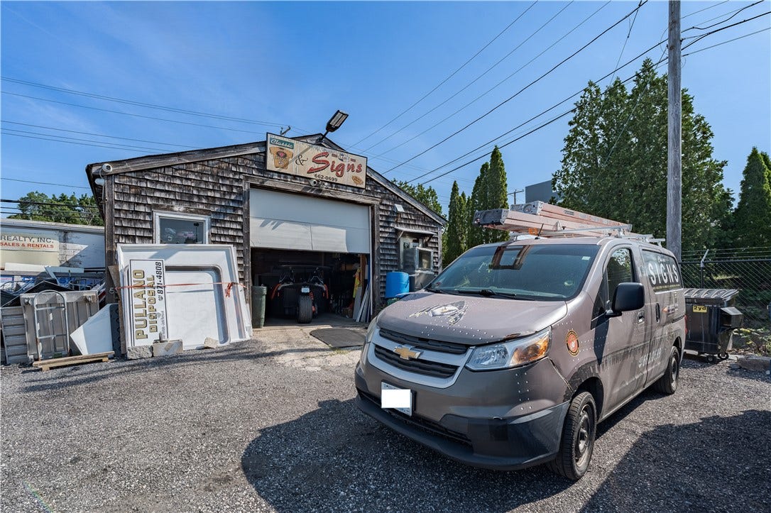 912 Tiogue Avenue, Coventry, RI 02816 912 Tiogue Avenue, Coventry, RI 02816