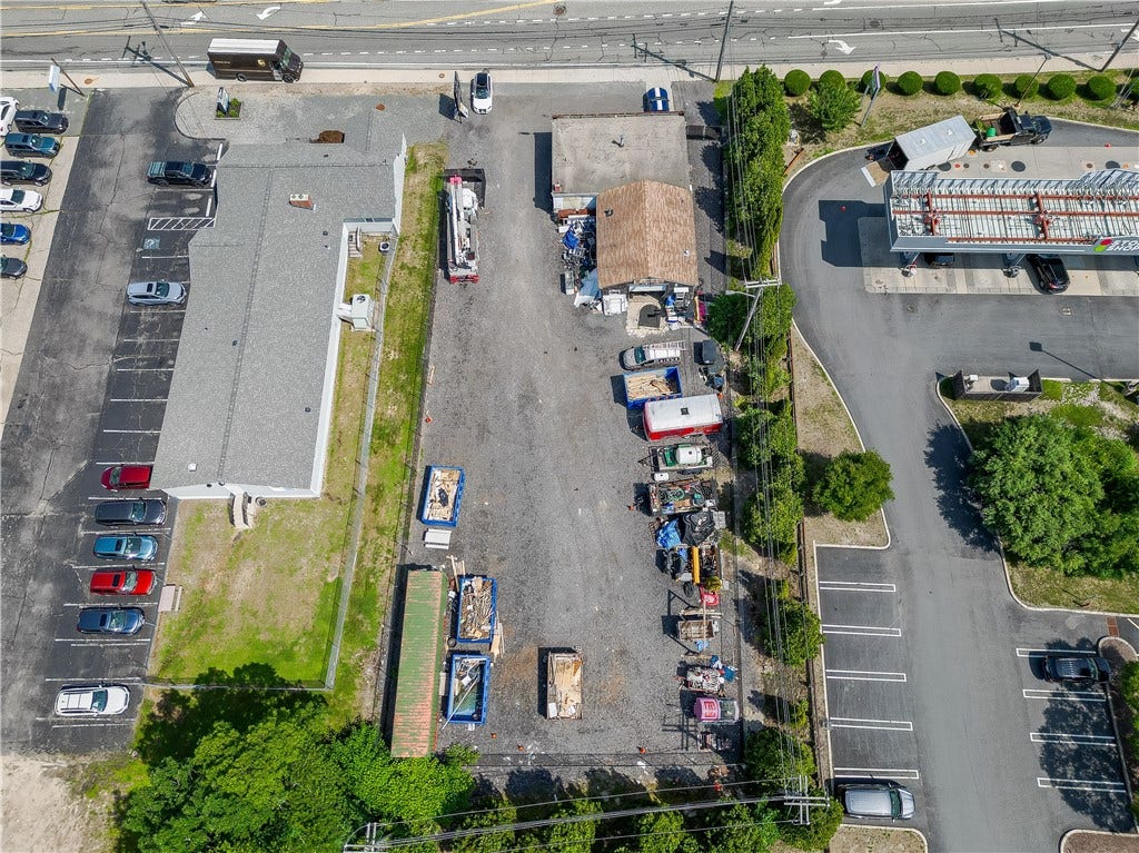 912 Tiogue Avenue, Coventry, RI 02816 912 Tiogue Avenue, Coventry, RI 02816