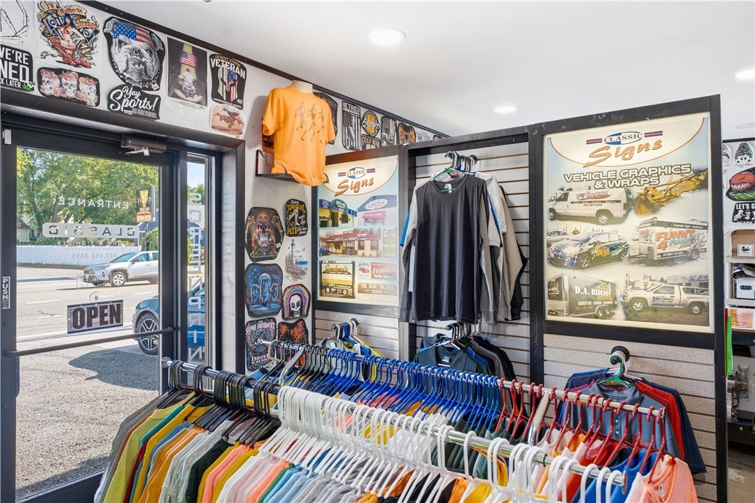 912 Tiogue Avenue, Coventry, RI 02816 912 Tiogue Avenue, Coventry, RI 02816