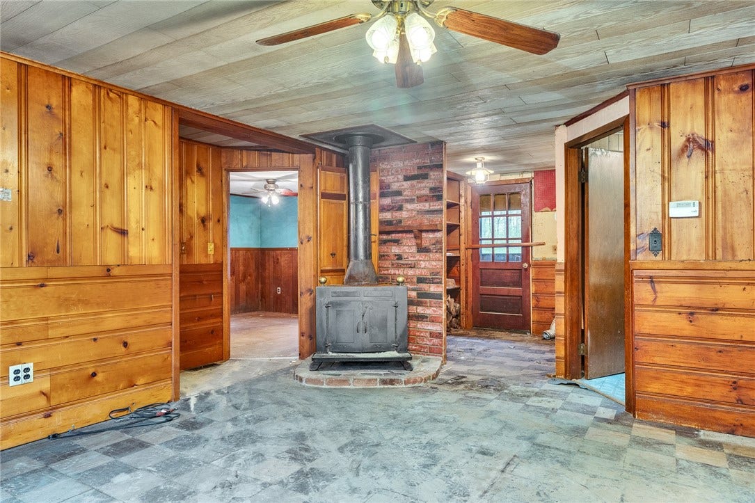 119 Breakheart Hill Road, West Greenwich, RI 02817 119 Breakheart Hill Road, West Greenwich, RI 02817