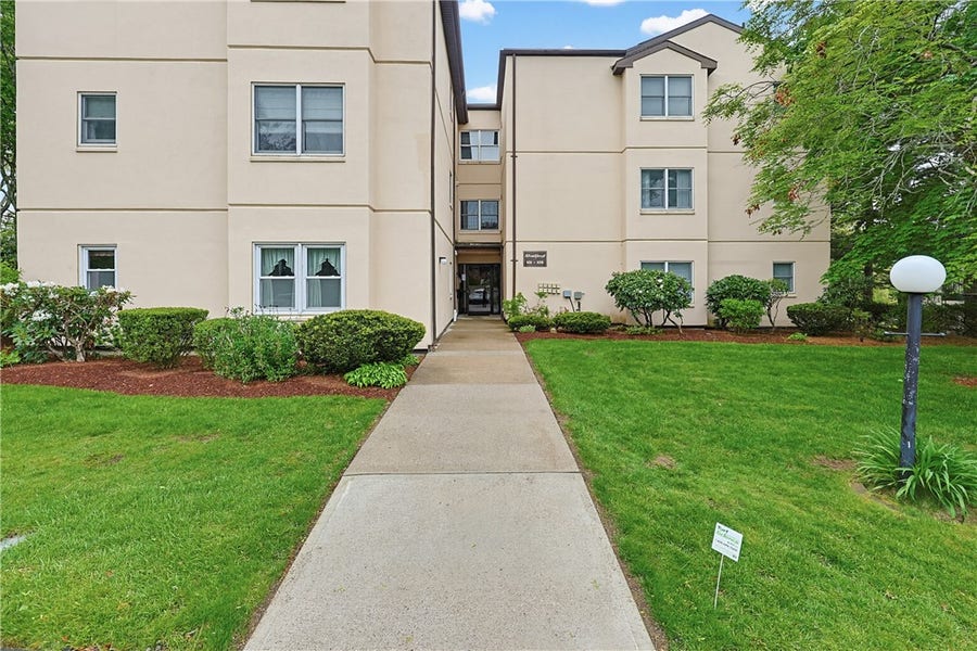 Property photo for 185 Manville Hill Road, #106, Cumberland, RI