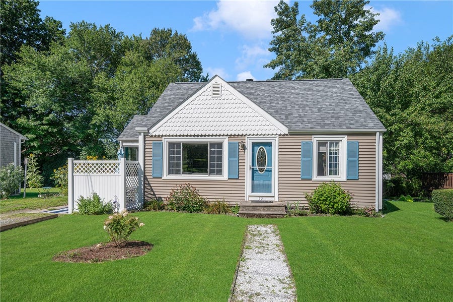 Property photo for 52 TwinLeaf Trail, Narragansett, RI